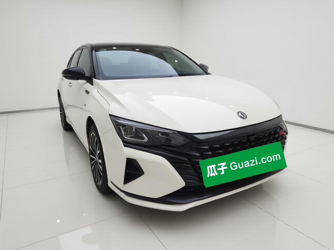 Dongfeng Aeolus Yixuan MAX 2021 1.5T Super Cool Trendy Dad Edition — снимка 3