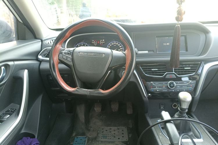 Used Venucia T90 2017 2.0L Manual Fashion Edition Steering Wheel