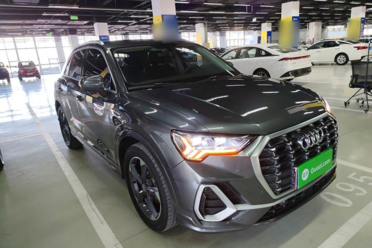 Used Audi Q3 2020 35 TFSI Fashion Dynamic Model
