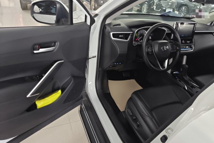 Used Toyota FRONTLANDER 2022 2.0L CVT Luxury PLUS Edition