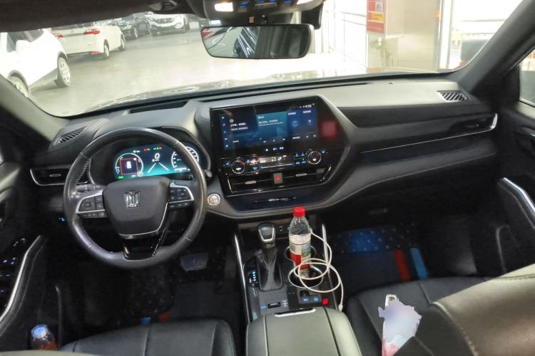 Used Toyota Crown Kluger 2022 2.5L HEV Four-Wheel Drive Premium Edition Center Console