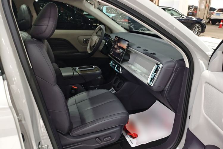 Used Leapmotor B10 2025 510 Joyful Edition
