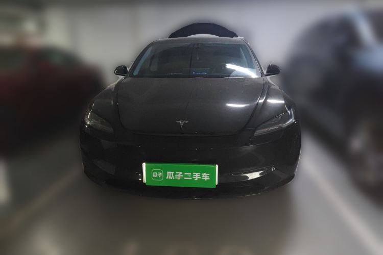 Used Tesla Model 3 2023 Long-Range All-Wheel-Drive Version