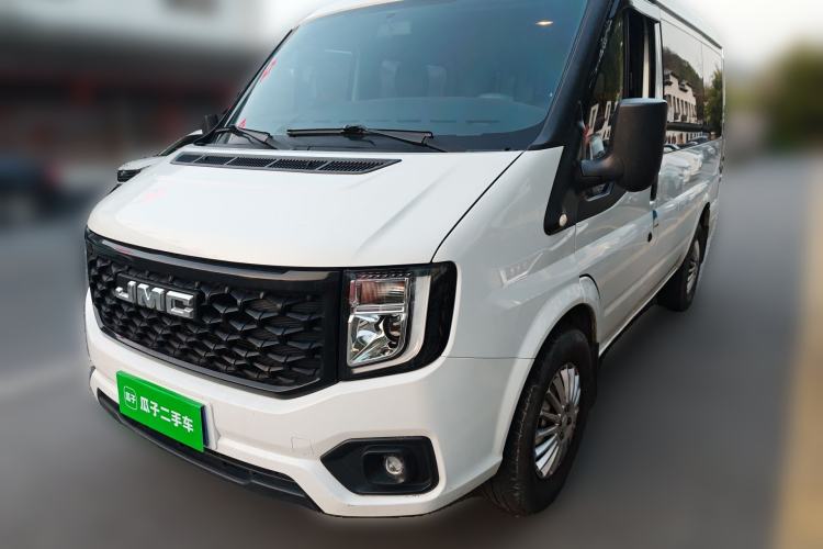 Used JMC Fushun 2023 2.0T Automatic Short-Wheelbase Low-Roof Commercial & Multi-Purpose Passenger Vehicle 6-Seater with Dual-Opening Tailgate