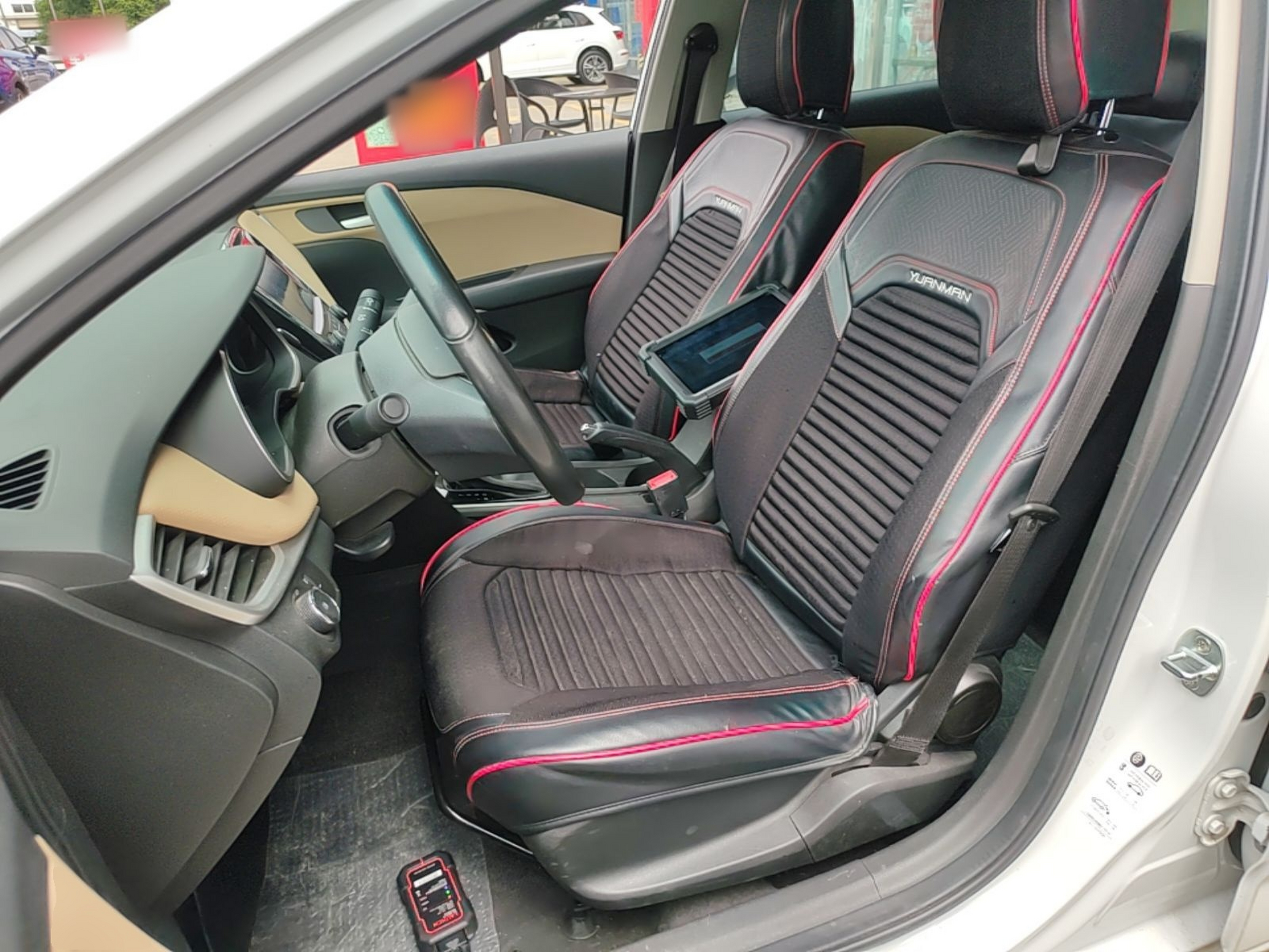 Avant de la voiture