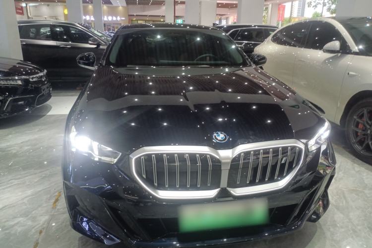 Used BMW i5 2025 eDrive 35L M Sport Package
