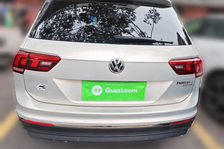 Used Volkswagen Tiguan L 2020 330TSI Automatic Two-Wheel Drive Smart Luxury Edition China VI Standard Rear