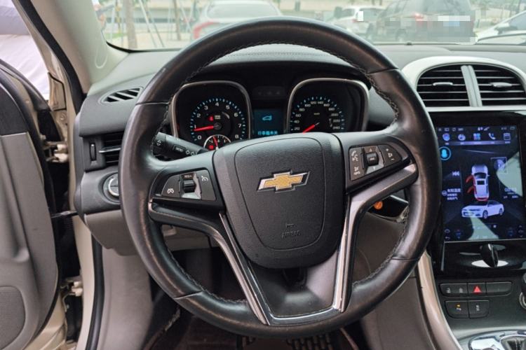 Used Chevrolet Malibu 2014 2.0L Automatic Luxury Edition Steering Wheel