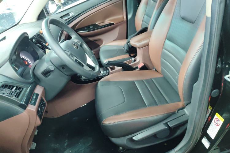 Used BYD Surui 2015 Revised Version 1.5L Manual Luxury Edition