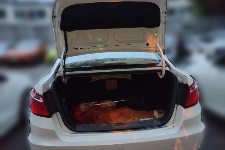 Used Changan Eado 2014 1.6L Manual Luxury Model
