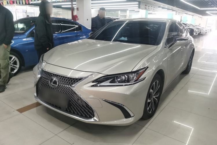 Used Lexus ES 2020 200 Excellence Edition
