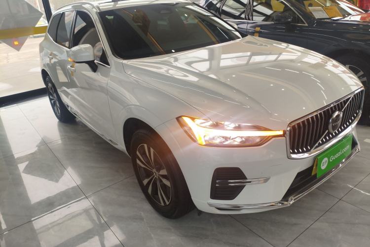 Used Volvo XC60 2024 B5 4x4 Smart Luxury Edition
