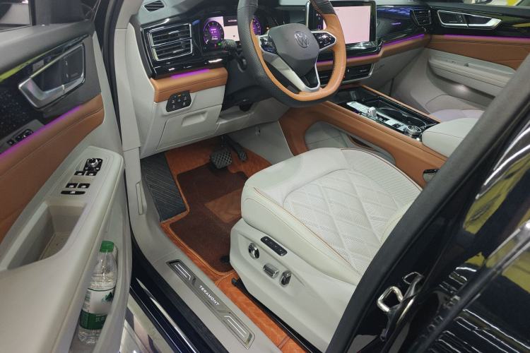 Used Volkswagen Teramont 2023 380TSI Four-Wheel Drive Prestige Flagship Edition Left Front Seat