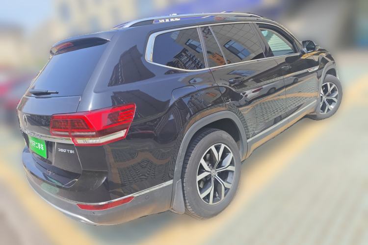 Used Volkswagen Teramont 2017 380TSI Four-Wheel Drive Luxury Edition Rear Right 45 Deg