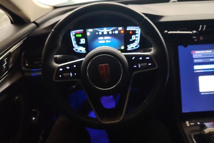 Used Hongqi H5 2023 2.0T Automatic Smart Connect Flagship Edition Steering Wheel