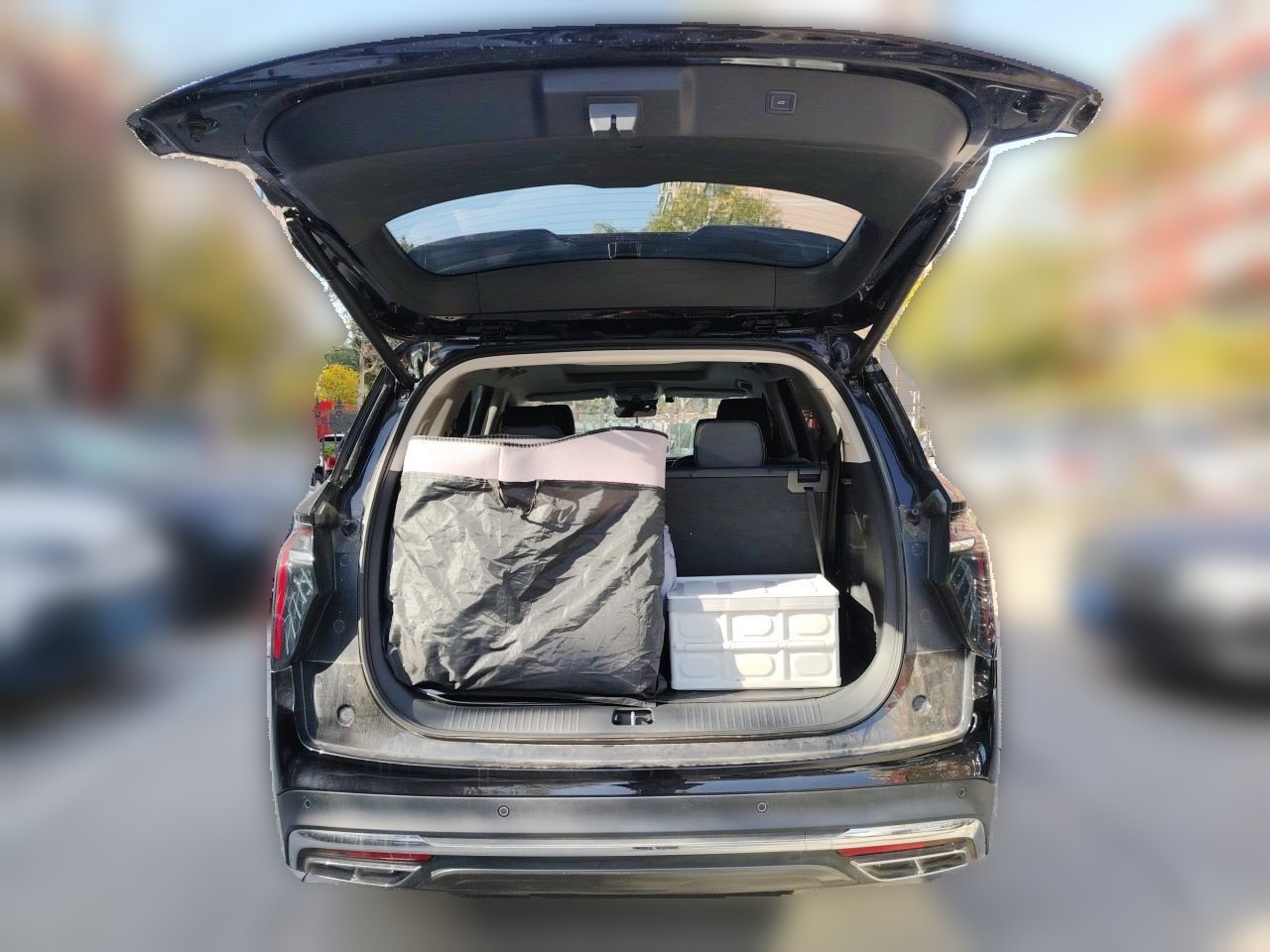 Hongqi HS7 PHEV 2024 2.0T PHEV Four-Wheel Drive Flagship Edition 6 Seats — снимка 19