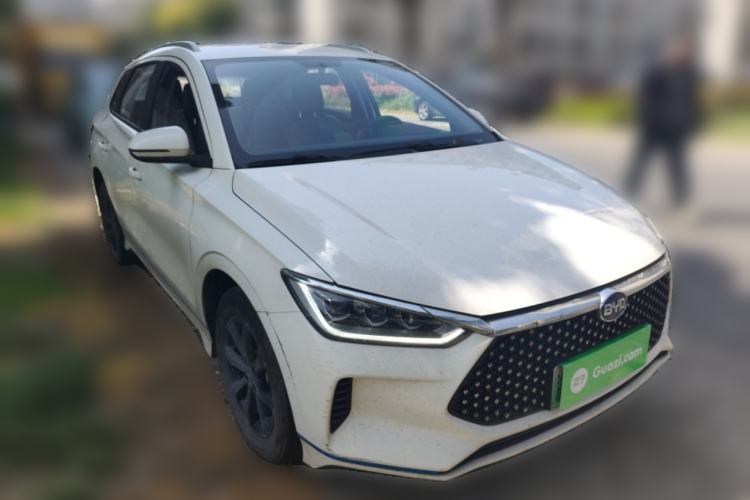 Used BYD e2 2021 Luxury Model Front Right 45 Deg