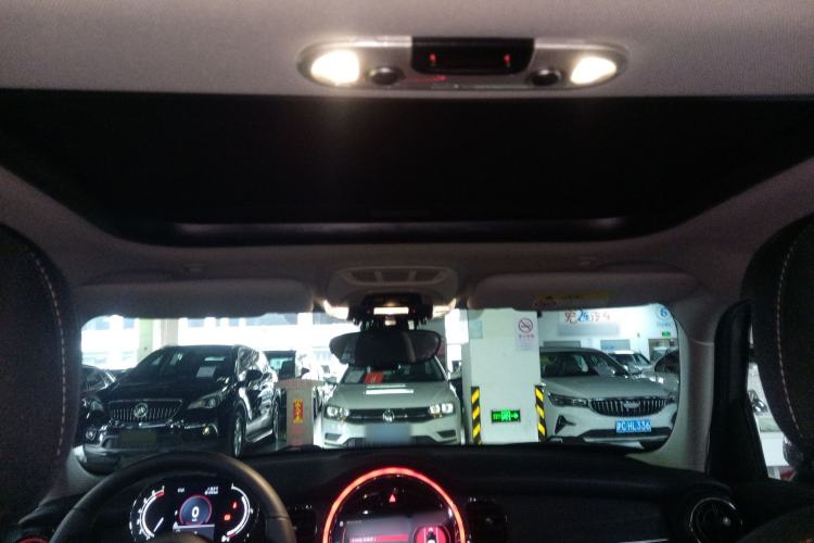 Used MINI 2023 1.5T ONE Five-Door Edition Headliner