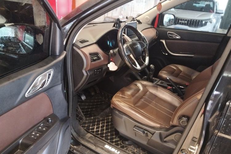 Used Bisu T5 2017 1.5T Manual Luxury Model