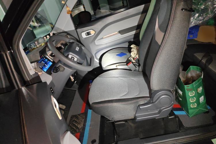 Used Chery QQ Ice Cream 2022 170km Sundae Phosphate Lithium-Ion
