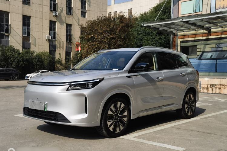 Used Landian E5 PLUS 2025 165 km Long-Range Version PLUS 5-Seater