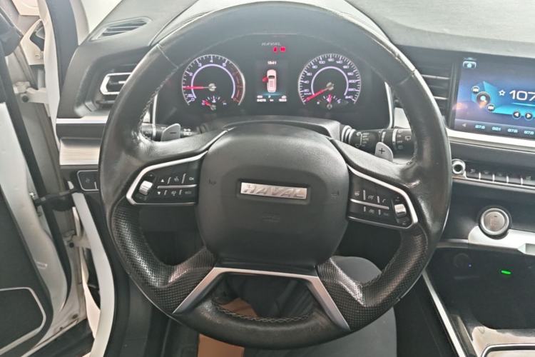 Used Haval H6 2017 Red-Label 1.3T Automatic Two-Wheel Drive ZhiShang Model
