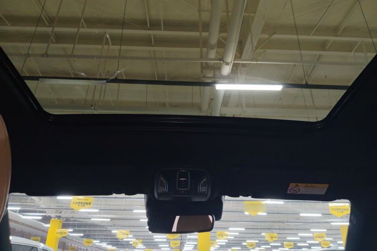 Used GAC Trumpchi GS8 2025 Linghang Series 2.0 TGDI Two-Wheel-Drive Luxury Edition 5 Seats
