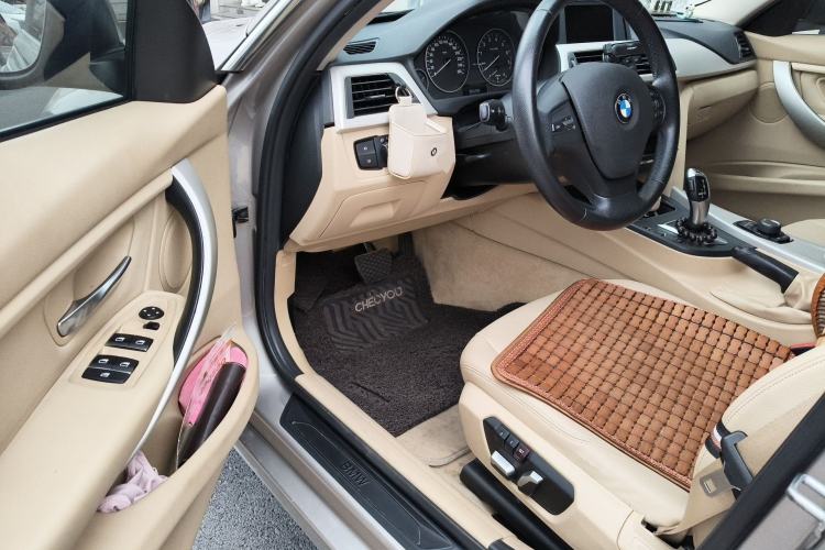 Used BMW 3 Series 2016 320Li Luxury Design Package
