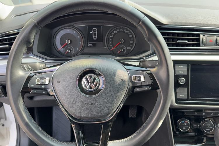 Used Volkswagen Lamando 2019 280TSI DSG Comfort Edition China VI standard