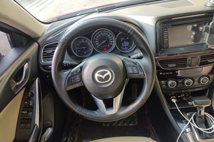 Used Mazda Atenza 2014 2.0L Blue Sky Luxury Edition