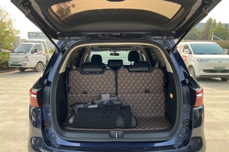 Used BYD Song MAX 2021 Upgraded Model 1.5T Automatic Luxury 7-Seater Trunk