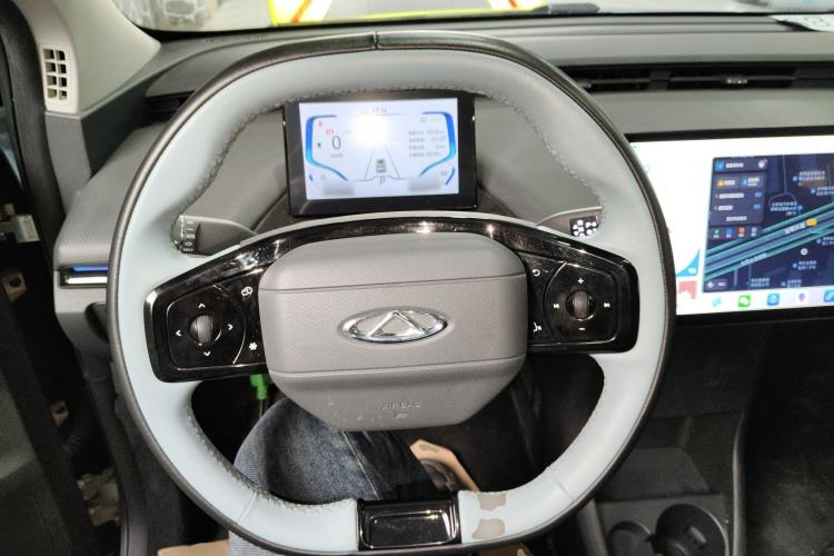 Used Chery New Energy Boundless Pro 2022 301km "Divine Beast" Version with Lithium Iron Phosphate Steering Wheel