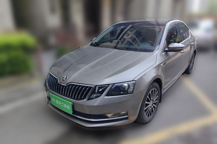 Used Skoda Octavia 2018 1.6L Automatic Luxury Edition