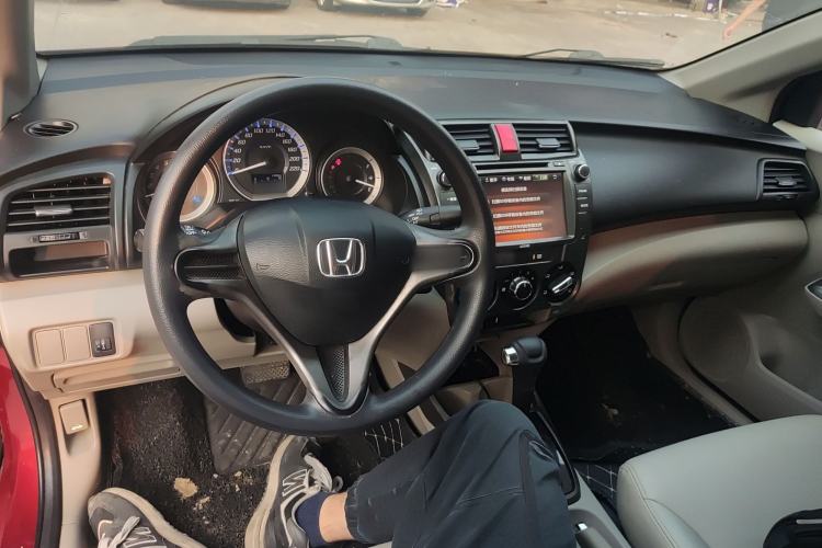 Used Honda City Classic 2014 Style 1.5L Automatic Elite Edition Center Console