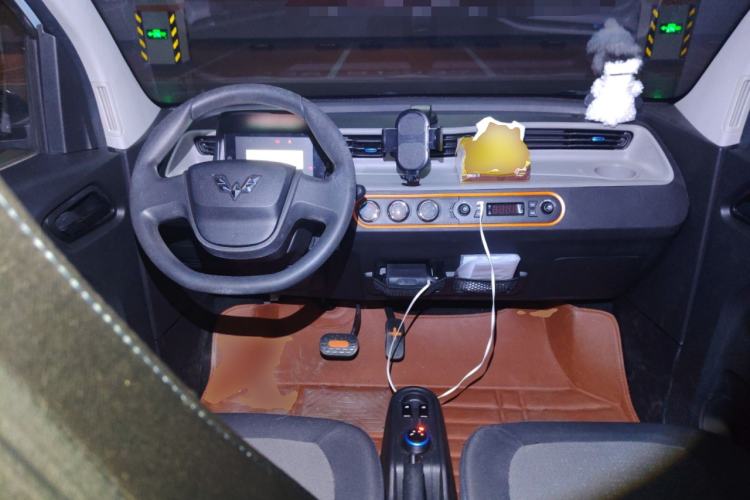 Used Wuling Hongguang MINIEV 2022 Easy Version Lithium-NMC
