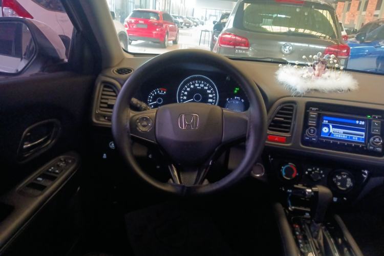 Used Honda Vezel 2017 1.8L CVT Front-Wheel Drive Pioneer Edition Steering Wheel
