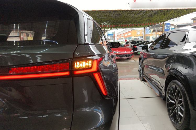 Used CHANGAN CS75 PLUS 2023 3rd Generation 1.5T Automatic Prestige Model Right Rear Taillight