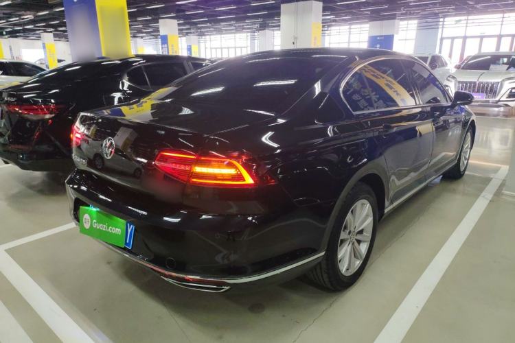 Used Volkswagen Magotan 2019 330TSI DSG Leading Model China VI Standard
