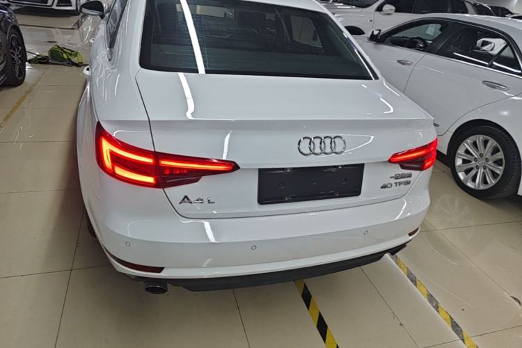 Used Audi A4L 2017 40 TFSI Ambition Edition