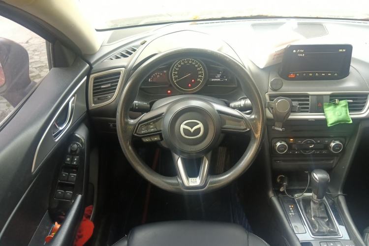 Used Mazda 3 Axela 2017 Sedan 1.5L Automatic Luxury Model Emission Standard China V
