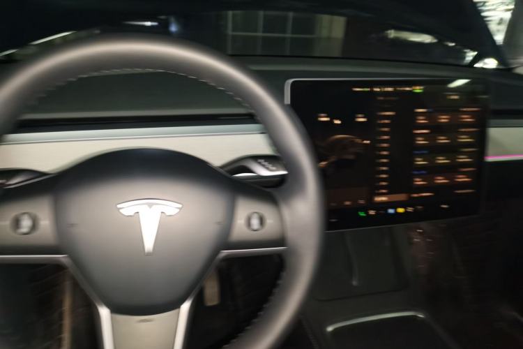 Used Tesla Model Y 2023 Rear-Wheel-Drive Version