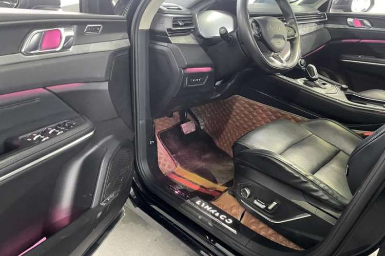 Used Lynk & Co 01 2021 2.0TD Two-Wheel-Drive Pro Trim