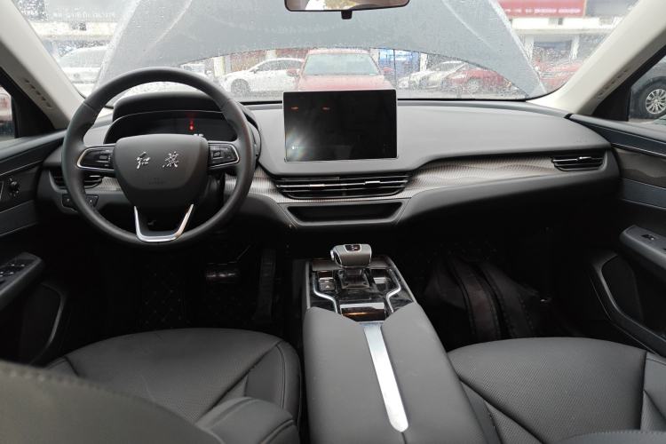 Used Hongqi E-QM5 2021 Online Booking Charging Basic Edition 5 Seats Center Console