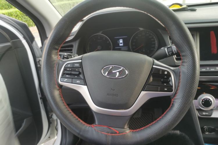 Used Hyundai Elantra (6th Generation / Lingdong) 2019 1.5L CVT ZhiXuan – Elite Version Steering Wheel