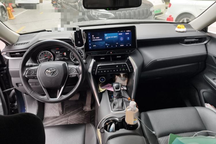 Used Toyota Harrier 2022 2.0L CVT Two-Wheel Drive Deluxe Edition