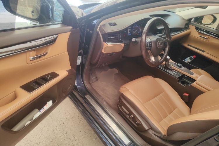 Used Lexus ES 2015 200 Elite Edition
