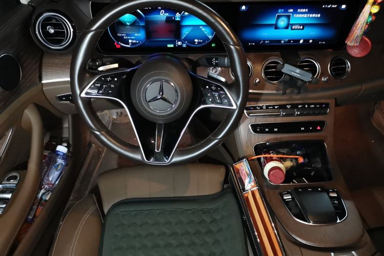 Used Mercedes-Benz E-Class New Energy 2022 Facelift E 350 e L Plug-in Hybrid Sedan Steering Wheel