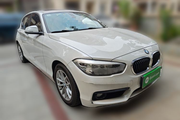 Used BMW 1 Series 2016 118i Leading Model Front Right 45 Deg