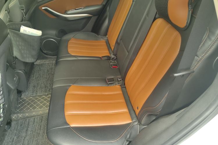 Used BYD Song 2016 2.0TID Automatic Prestige Edition Left Rear Seat