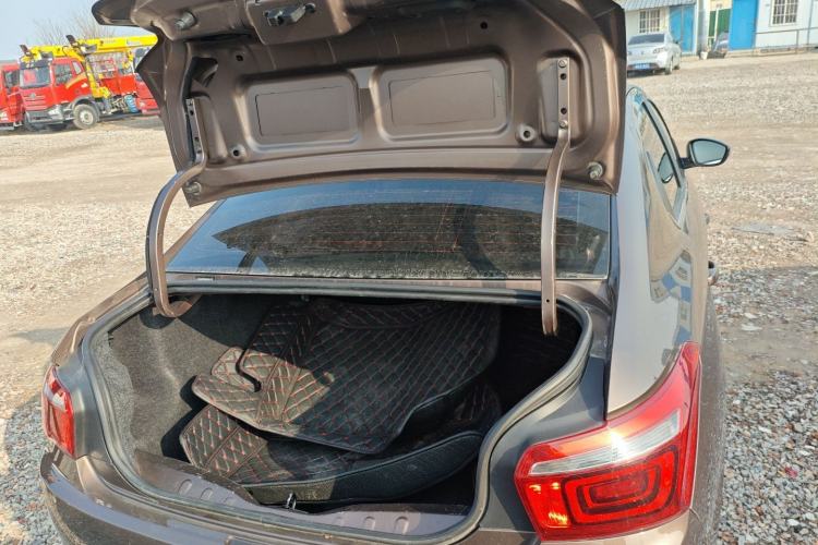 Used Citroen Elysee 2017 1.6L Manual Fashion Model